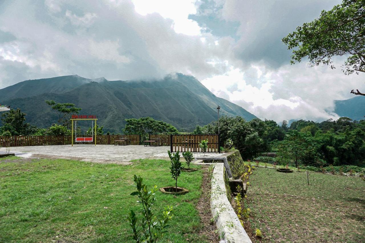 Rinjani Hill Hotel Sembalunlawang Eksteriør billede