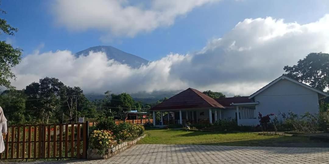 Rinjani Hill Hotel Sembalunlawang Eksteriør billede